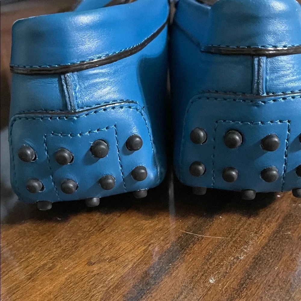 NEW SALE PRICE! on TOD'S Kate Gommino Blue Chain Link Buckle on Vamp 39 or US 9 - Picture 6 of 10